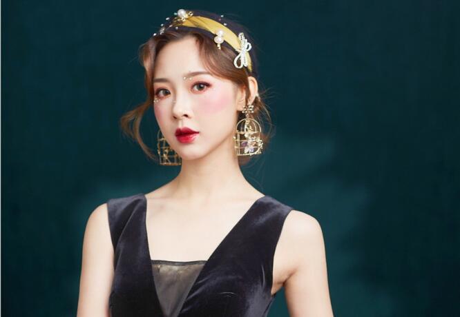 麗竹彩妝作品：輕奢?復(fù)古名媛造型