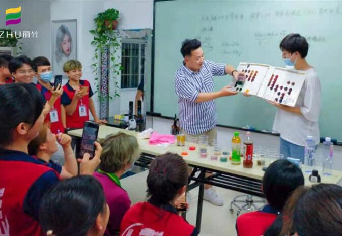 為什么美發(fā)要學(xué)色彩知識？南寧美發(fā)培訓(xùn)學(xué)校解釋給你聽