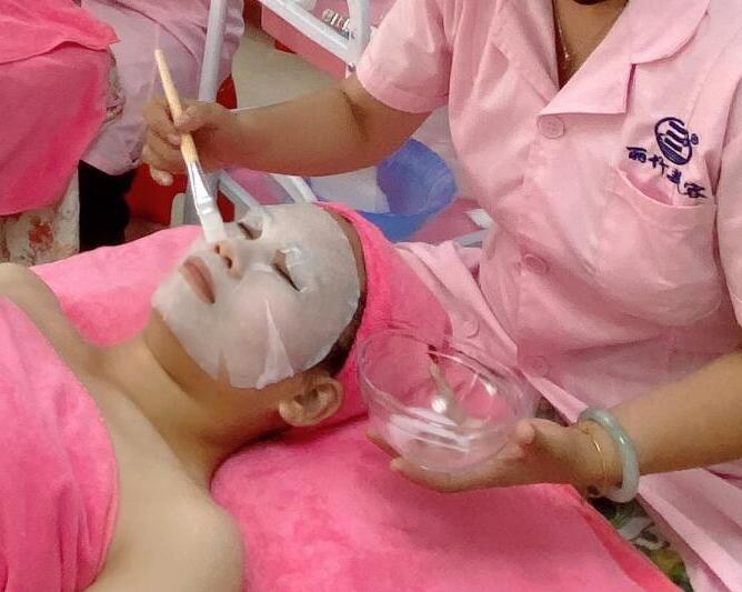 冬日皮膚補水-濕敷的步驟，南寧有實力的美容培訓分享