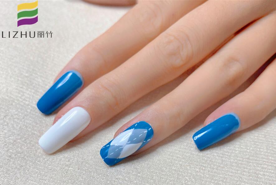 藍(lán)色格紋美甲，廣西美甲教學(xué)作品