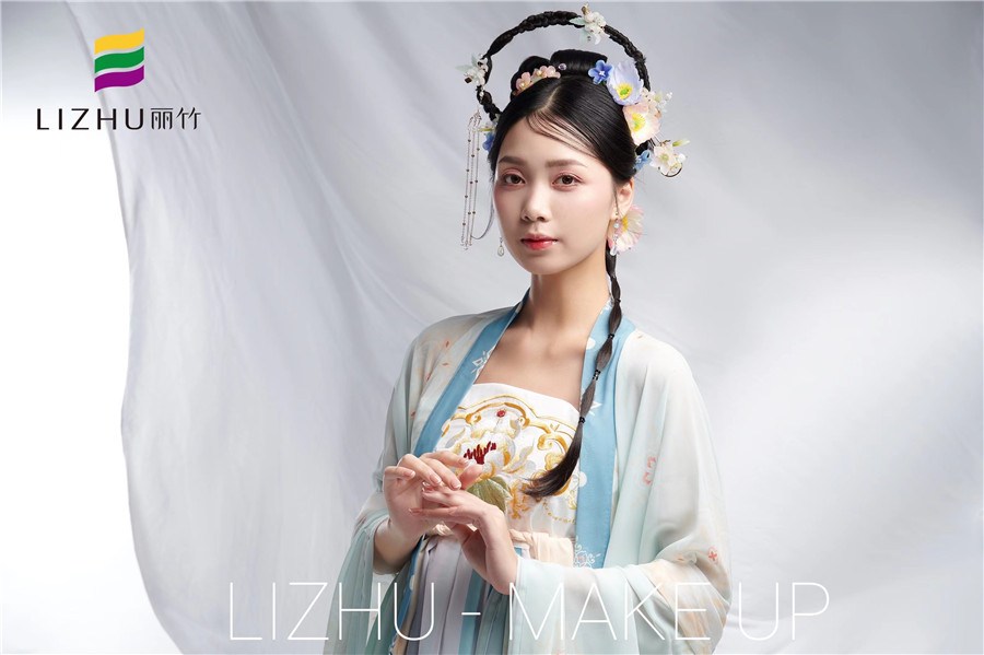 漢服彩妝造型，南寧排名前三化妝學校作品
