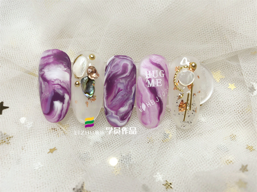 暈染美甲，麗竹專業(yè)美甲師學校學員作品