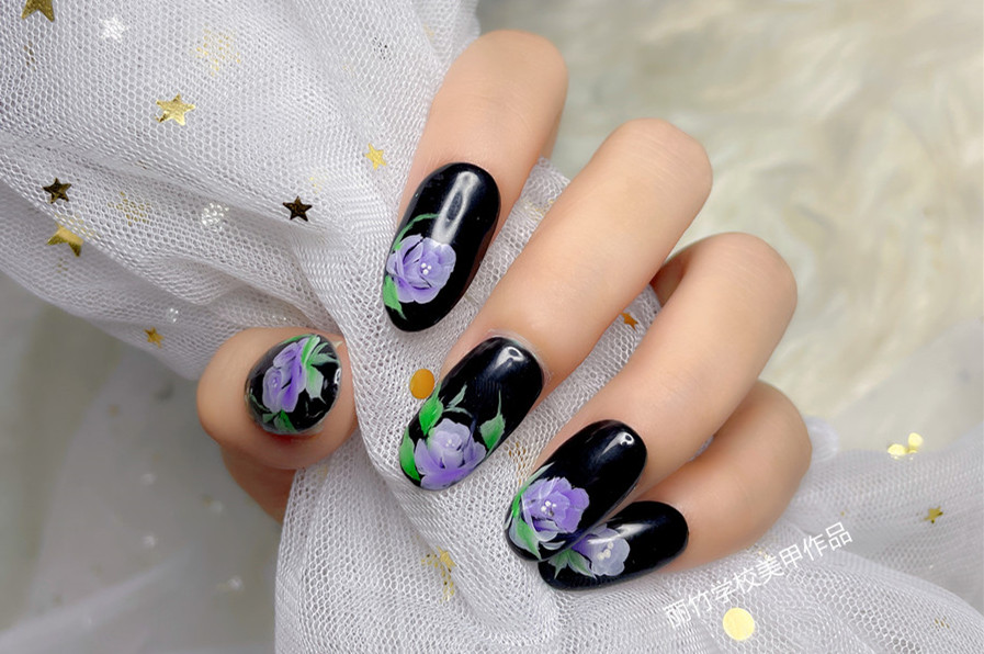 廣西美甲十佳學校作品--手繪玫瑰花美甲、秋日花朵美甲,