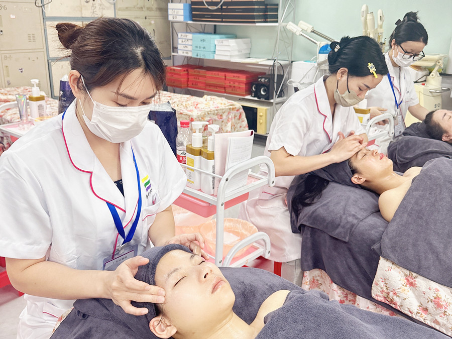 去年用過(guò)的防曬霜還能用嗎？南寧美容護(hù)膚專業(yè)